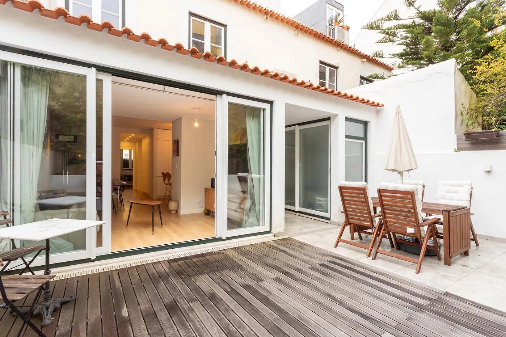 2Br Terrasse Townhouse Style With Ac | By Airnest Apartment Lisbon
