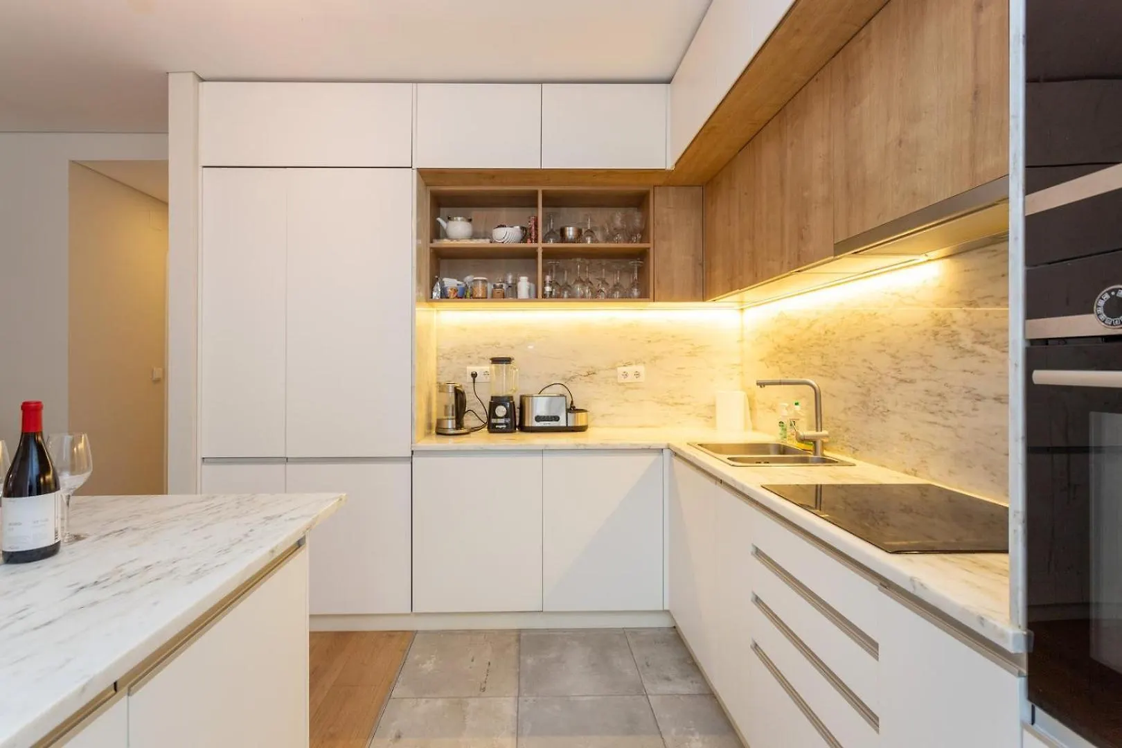 2Br Terrasse Townhouse Style With Ac | By Airnest Apartment Lisbon