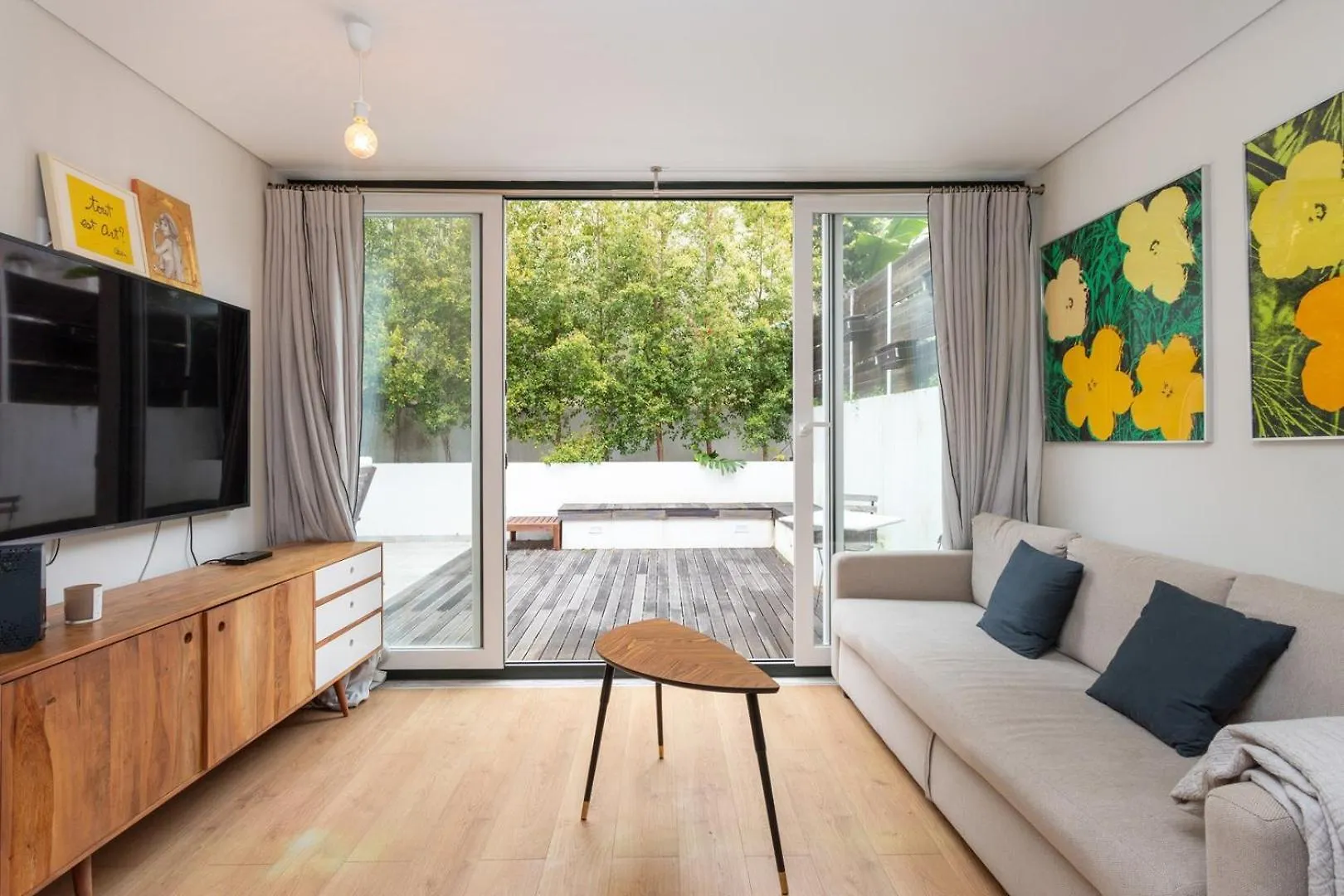 2Br Terrasse Townhouse Style With Ac | By Airnest Apartment Lisbon
