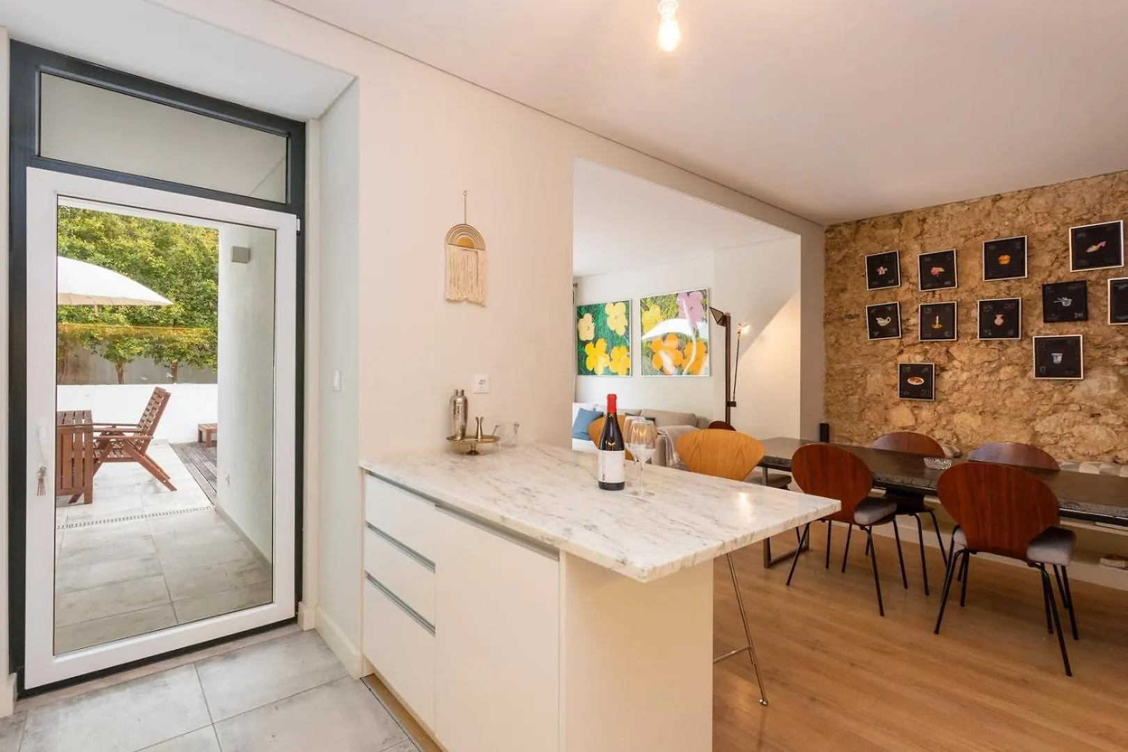 2Br Terrasse Townhouse Style With Ac | By Airnest Apartment Lisbon